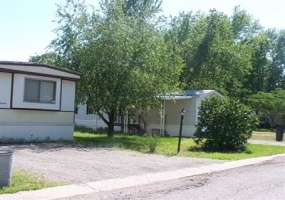 Illinois,United States,Mobile Home Community,1017