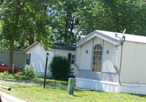 Illinois,United States,Mobile Home Community,1017