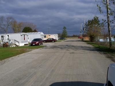 Illinois,United States,Mobile Home Community,1023