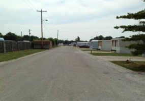 Illinois,United States,Mobile Home Community,1023