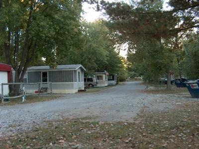 Illinois,United States,Mobile Home Community,1033