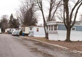 Michigan,United States,Mobile Home Community,1042