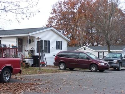 Michigan,United States,Mobile Home Community,1046