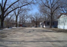 Kansas,United States,Mobile Home Community,1051