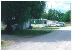 Illinois,United States,Mobile Home Community,1054